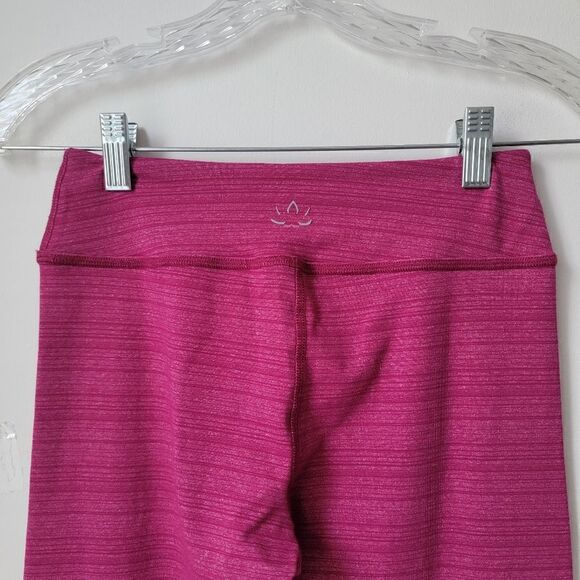 BEYOND YOGA Spacedye Fushia Mid Rise Leggings Size Small - Picture 5 of 6